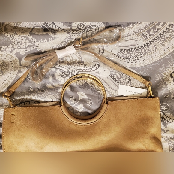 Banana Republic Hobo Purse Gold Handles and Long Straps New with Tags - Picture 5 of 6